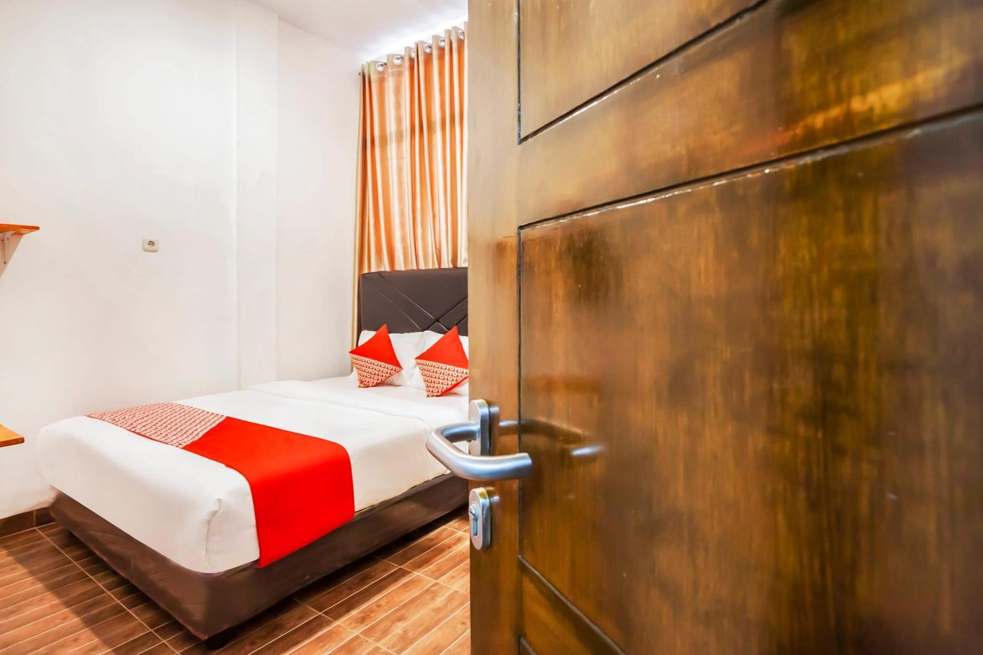 Oyo 2720 Sutomo Inn Medan Eksteriør bilde
