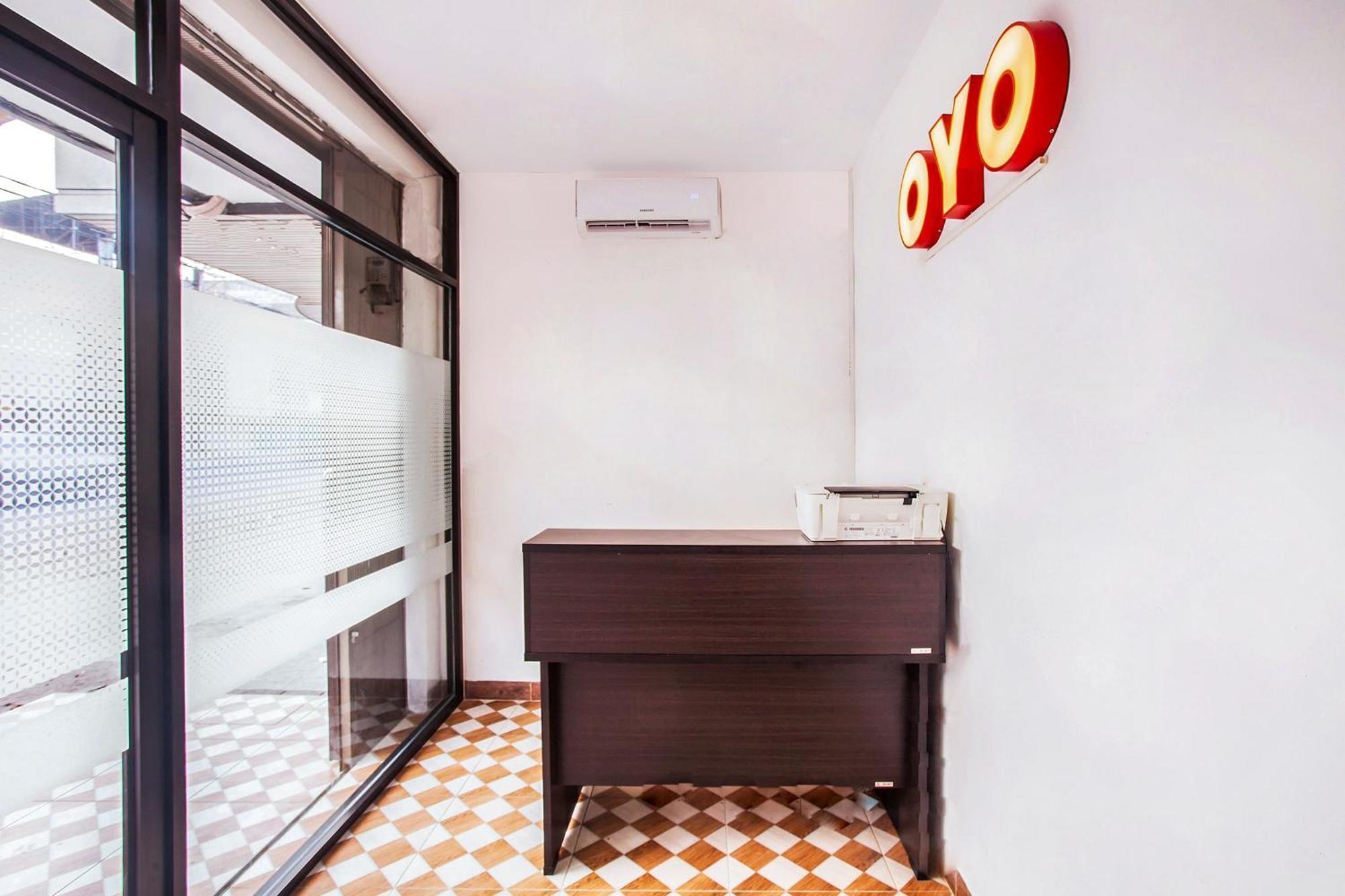 Oyo 2720 Sutomo Inn Medan Eksteriør bilde