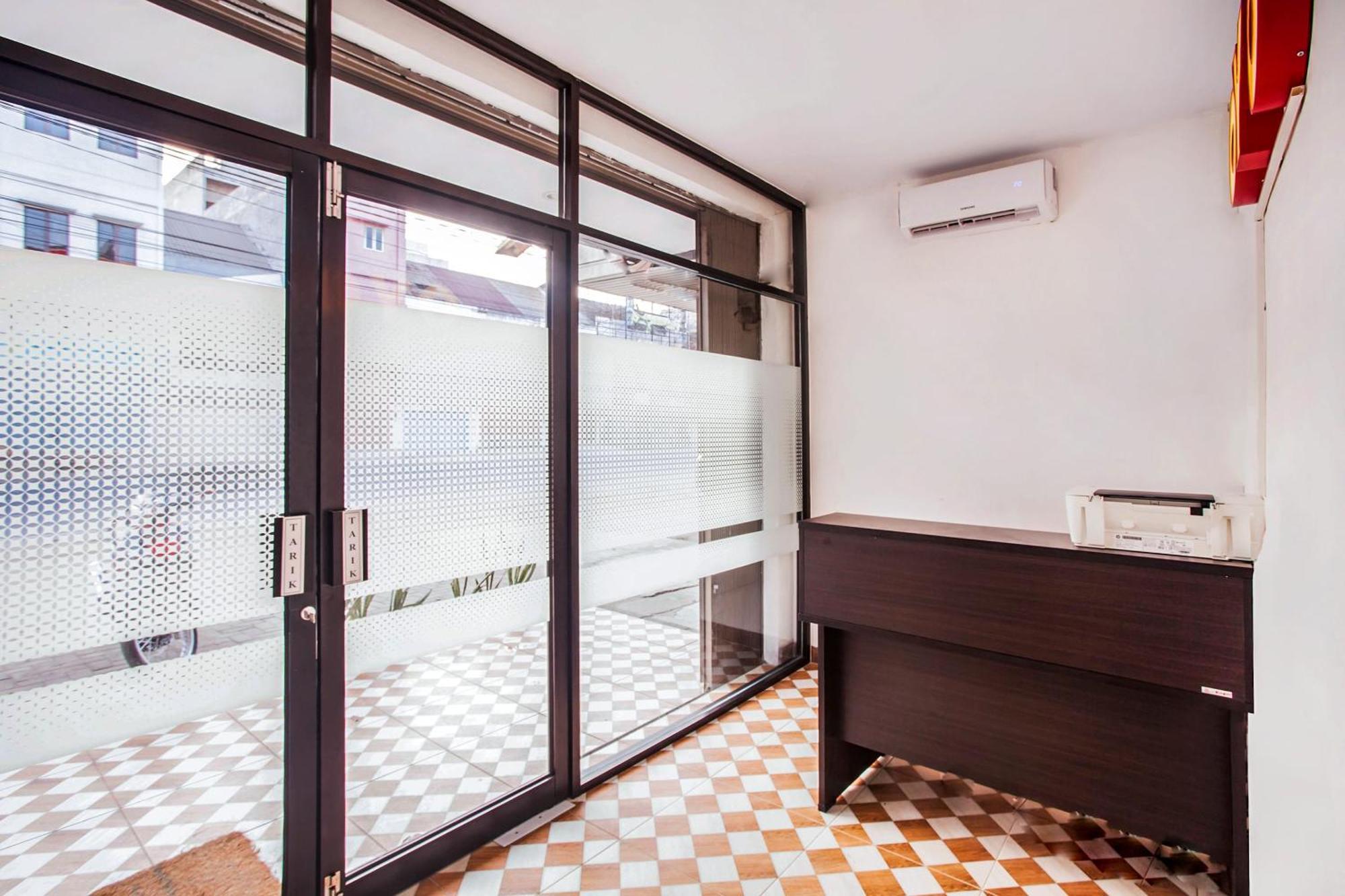 Oyo 2720 Sutomo Inn Medan Eksteriør bilde