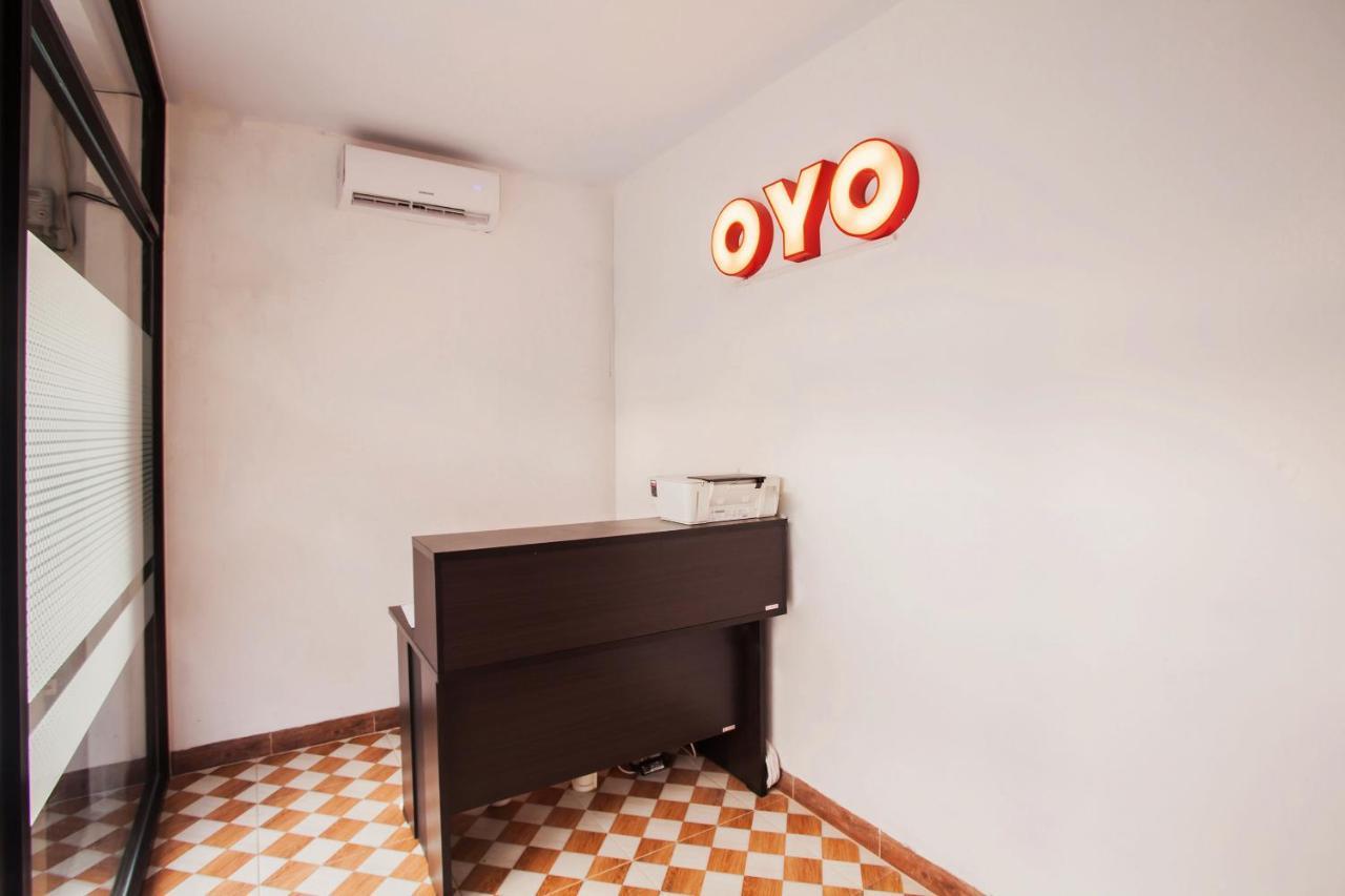 Oyo 2720 Sutomo Inn Medan Eksteriør bilde